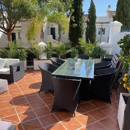 Senorio De Gonzaga - Hopland Apartment *
